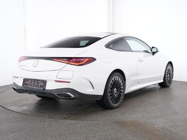 Mercedes-Benz CLE 300 Hybrid