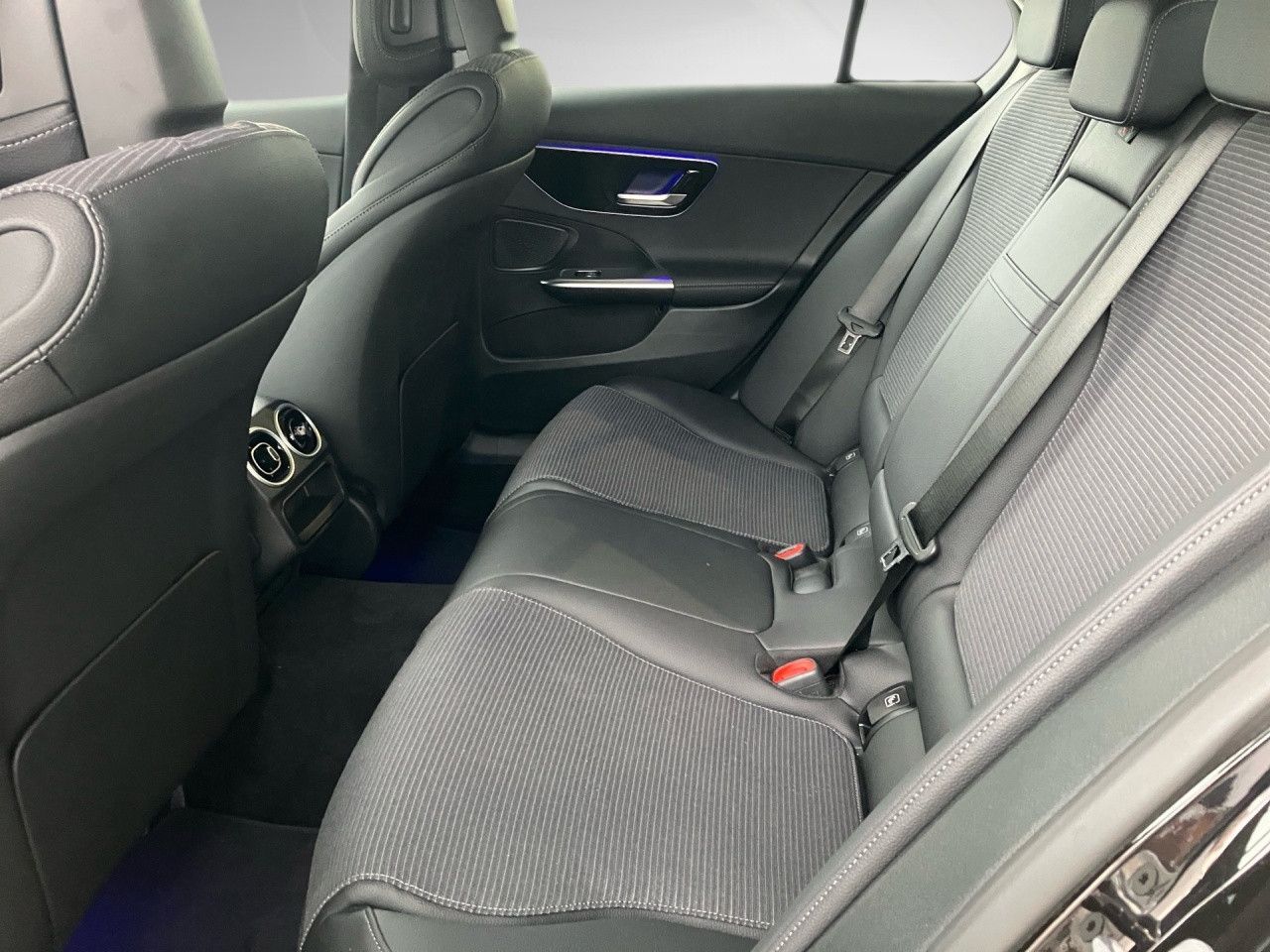 Mercedes-Benz C-Klasse – Bild 15