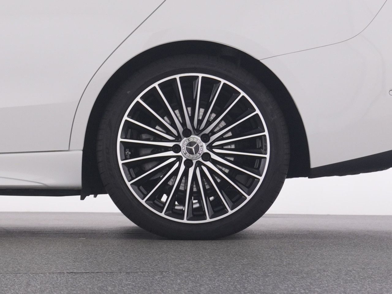 Mercedes-Benz C-Klasse – Bild 20