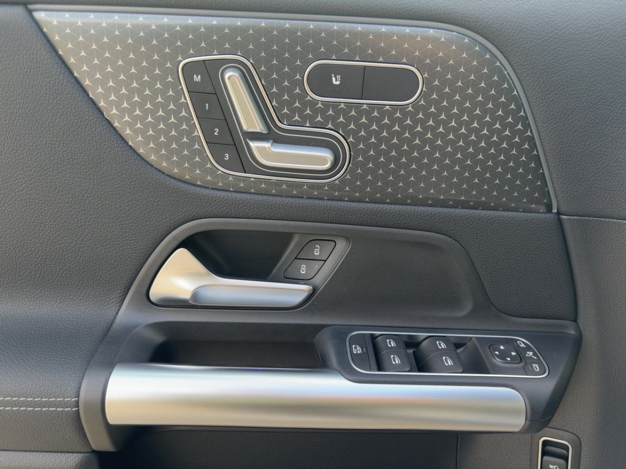 Fahrzeugbild 13 / 24