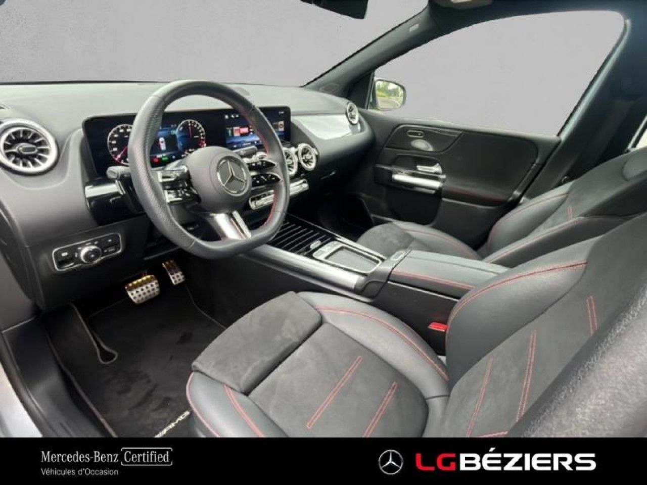 Photo du v&eacute;hicule 10 / 18