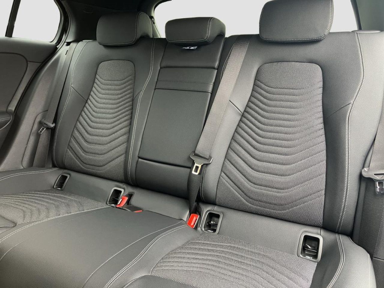 Mercedes-Benz A-Klasse – Bild 12