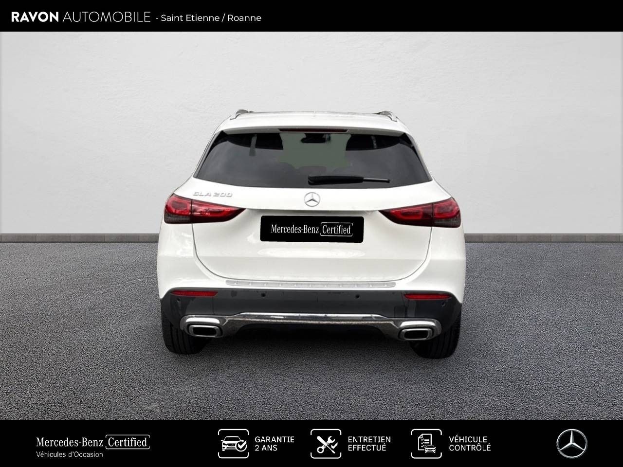 Photo du v&eacute;hicule 16 / 18