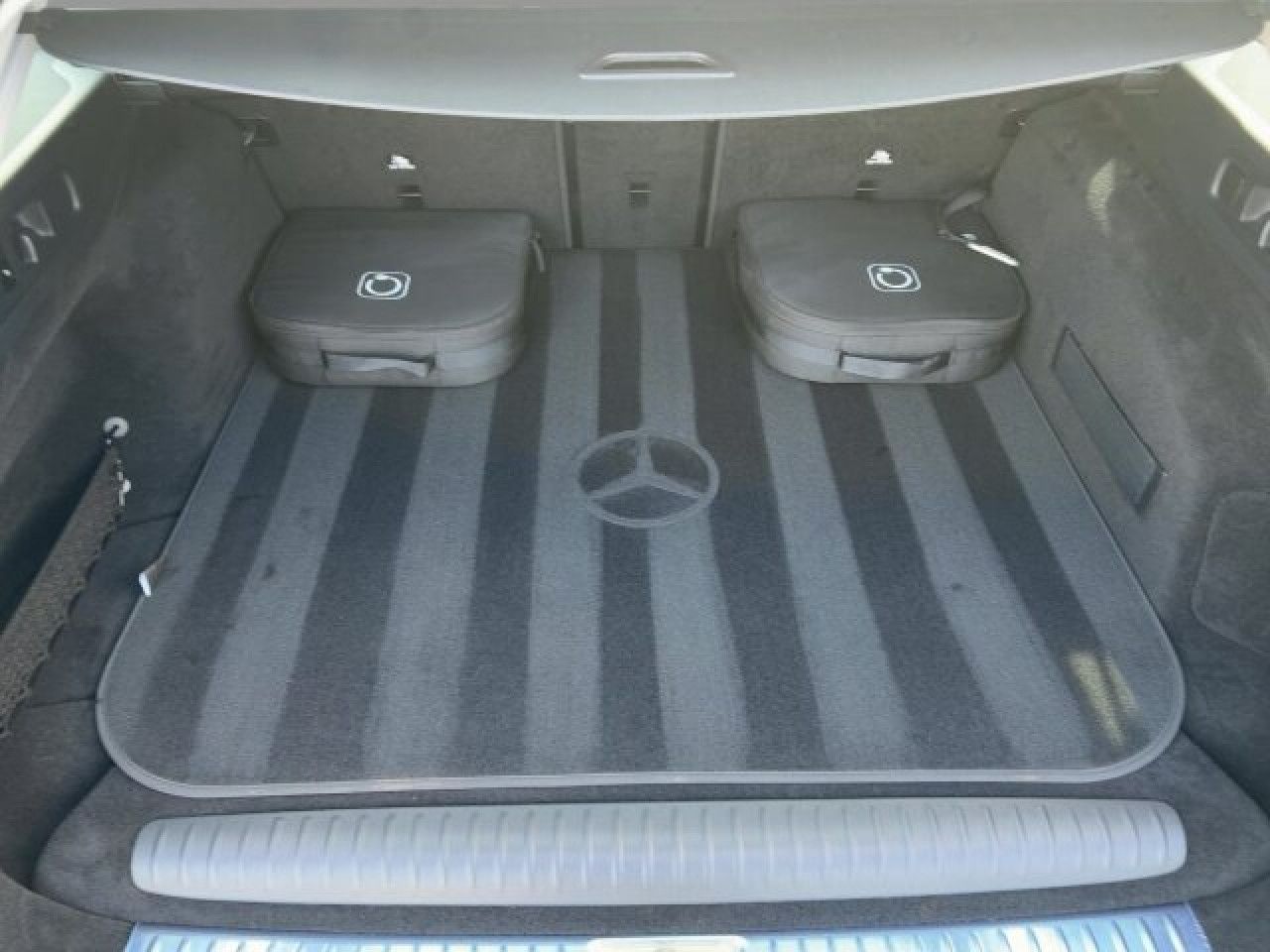 Mercedes-Benz E-Klasse – Bild 12