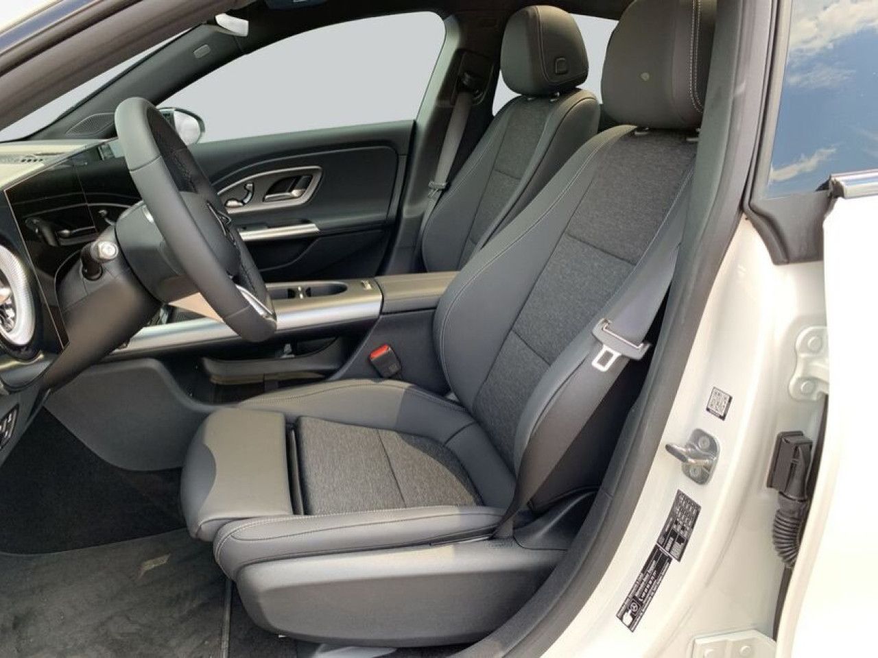 Mercedes-Benz CLA – Bild 11
