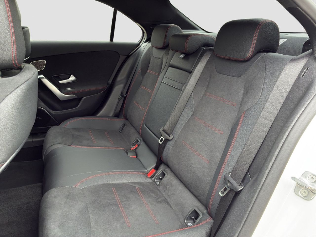 Mercedes-Benz A-Klasse – Bild 12