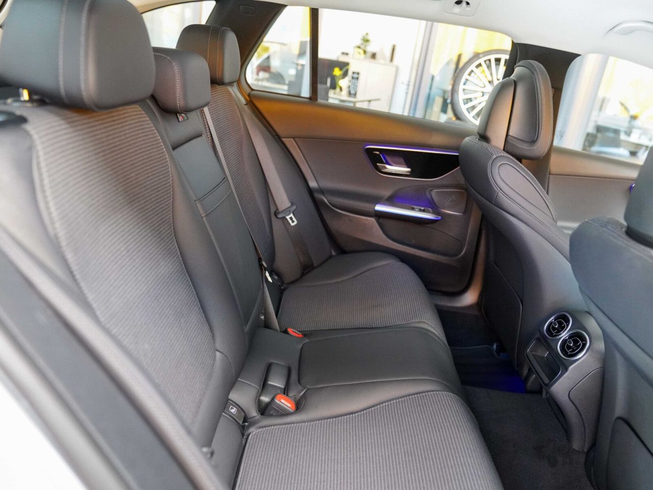 Fahrzeugbild 14 / 29