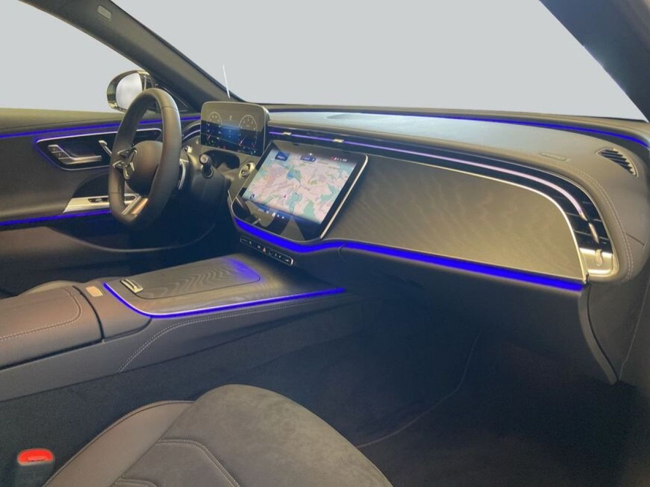 Mercedes-Benz E-Klasse – Bild 15