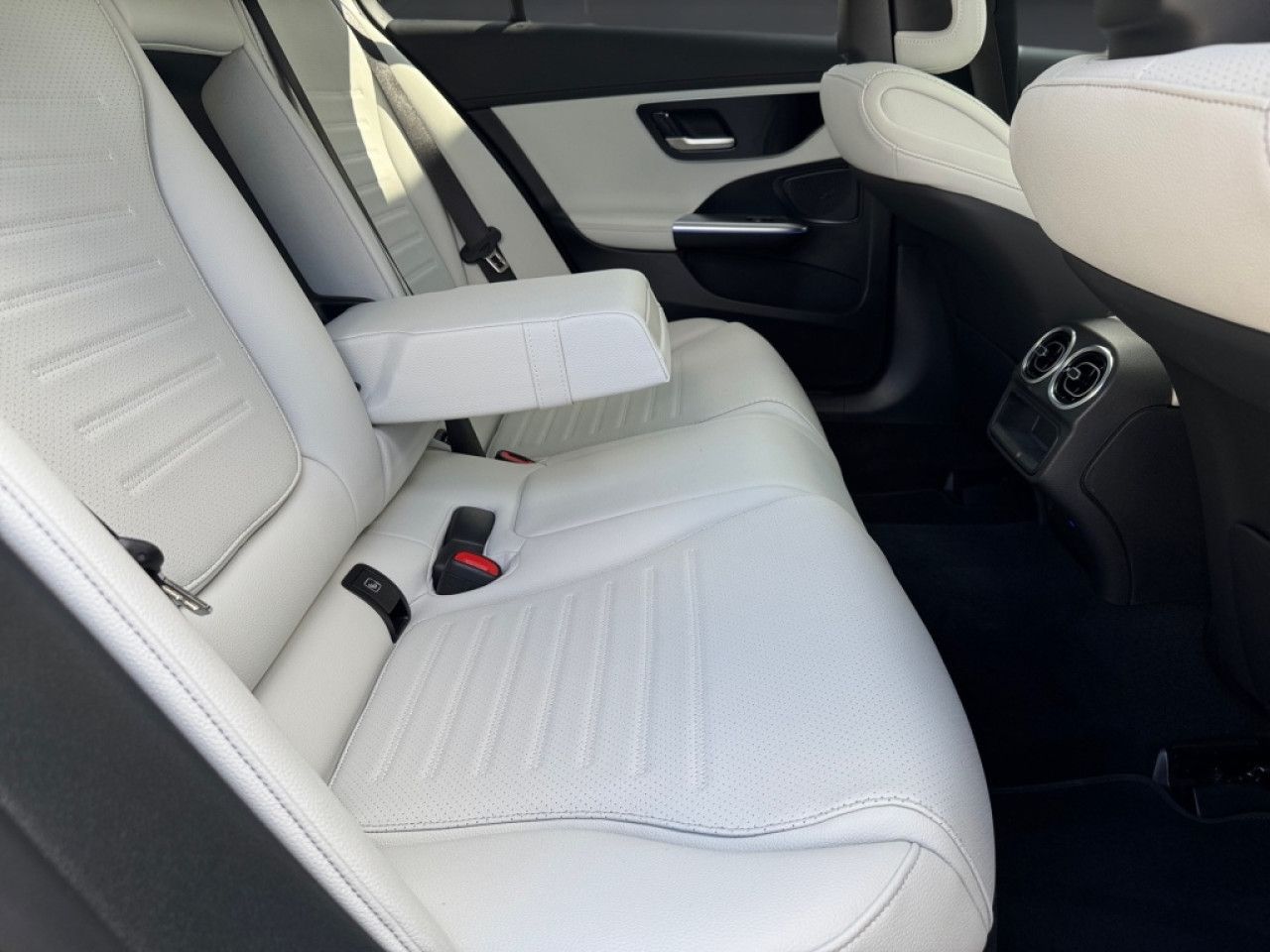 Mercedes-Benz C-Klasse – Bild 4