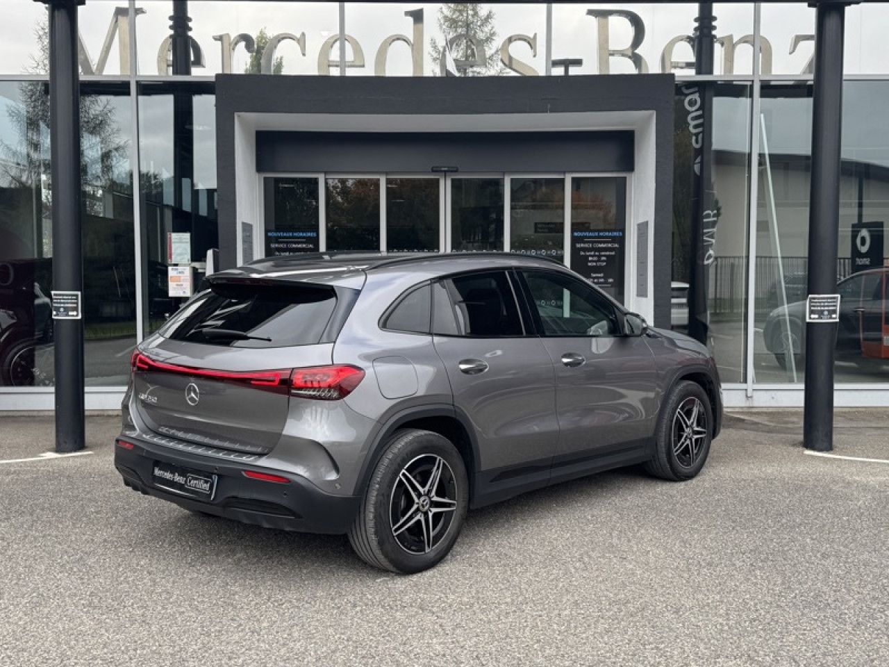 Photo du v&eacute;hicule 4 / 18