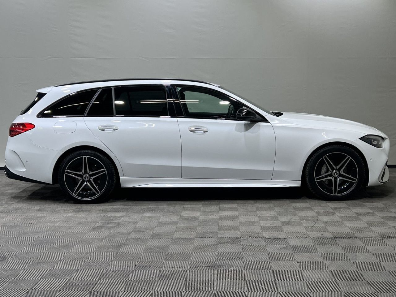 Mercedes-Benz C-Klasse – Bild 3