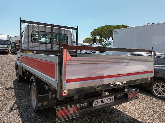 Immagine del veicolo 4 / 5