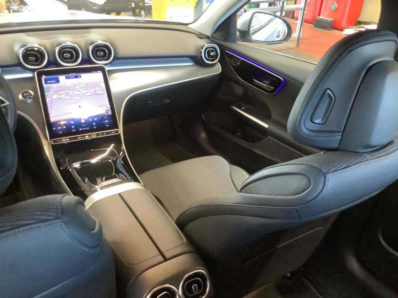 Mercedes-Benz C-Klasse – Bild 28
