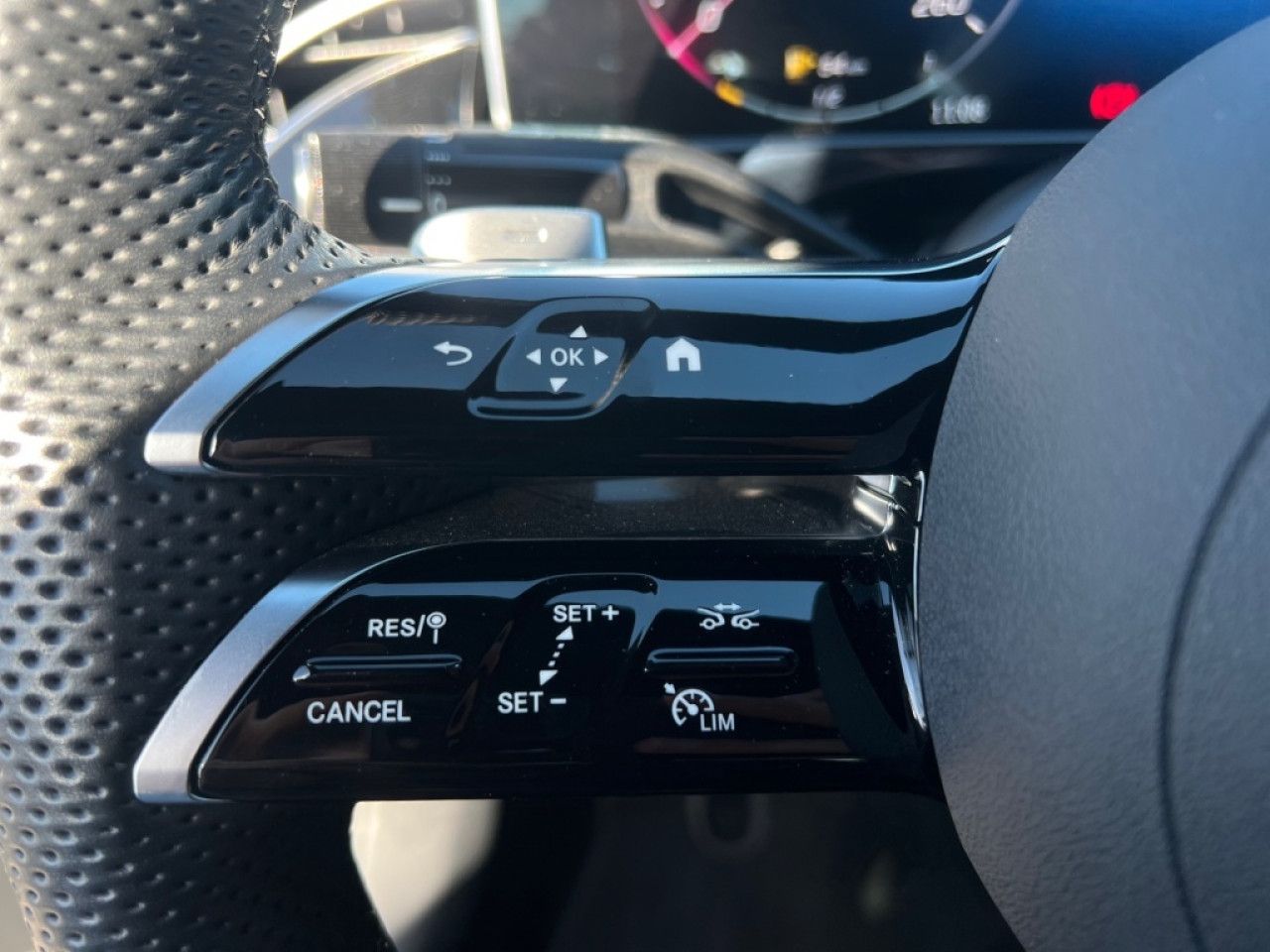 Mercedes-Benz E-Klasse – Bild 11