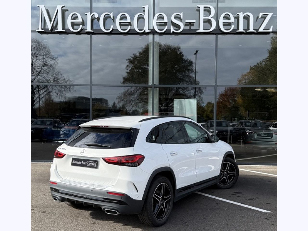 Photo du v&eacute;hicule 4 / 18