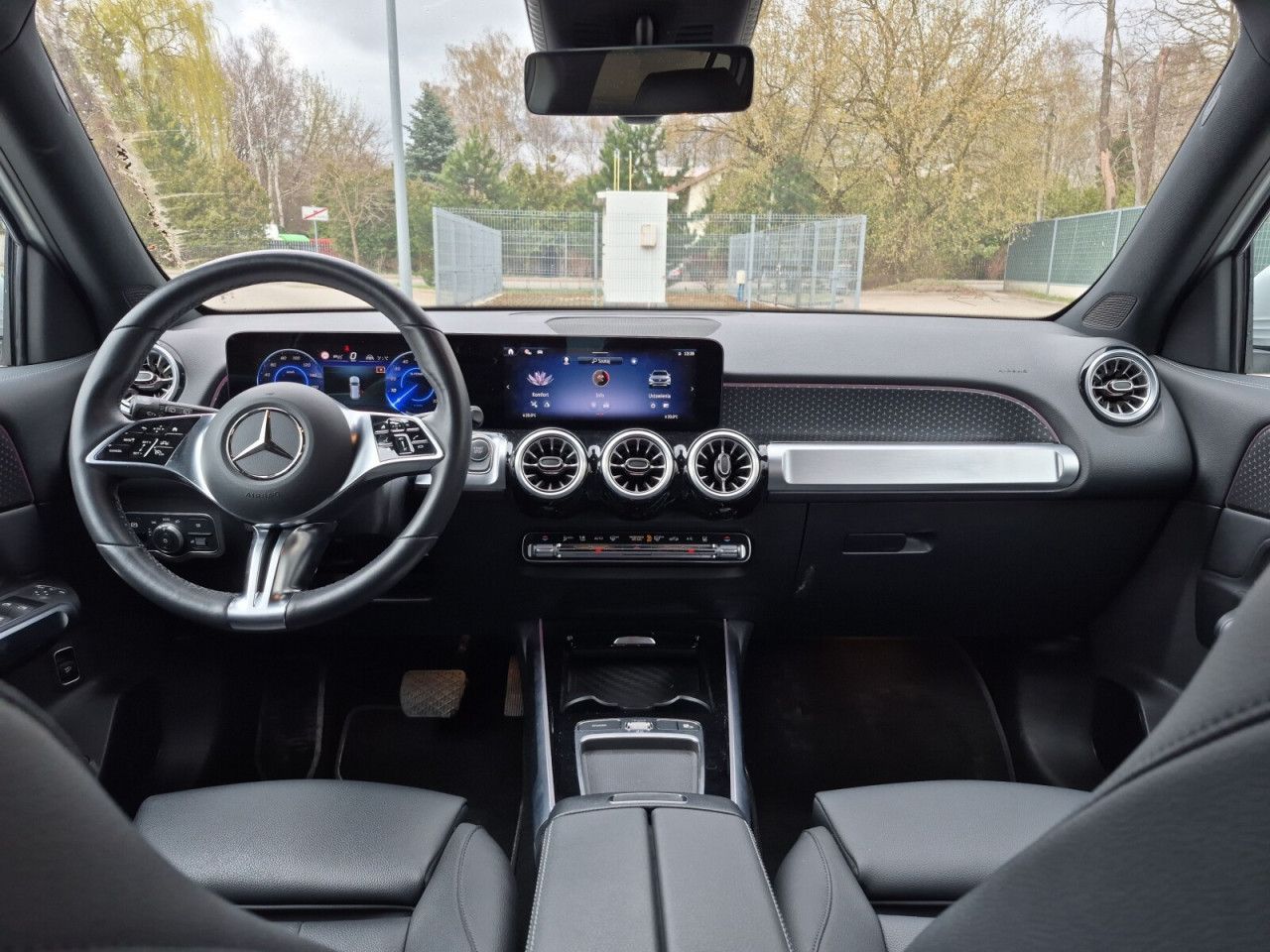 Zdj&eogon;cie pojazdu 10 / 24