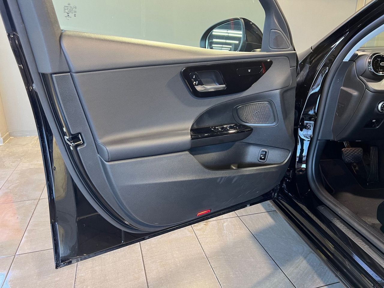 Mercedes-Benz C-Klasse – Bild 8