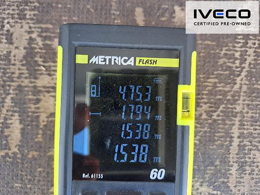 Vehicle image 9 / 13