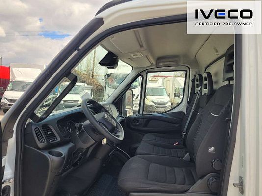 Immagine del veicolo 6 / 9