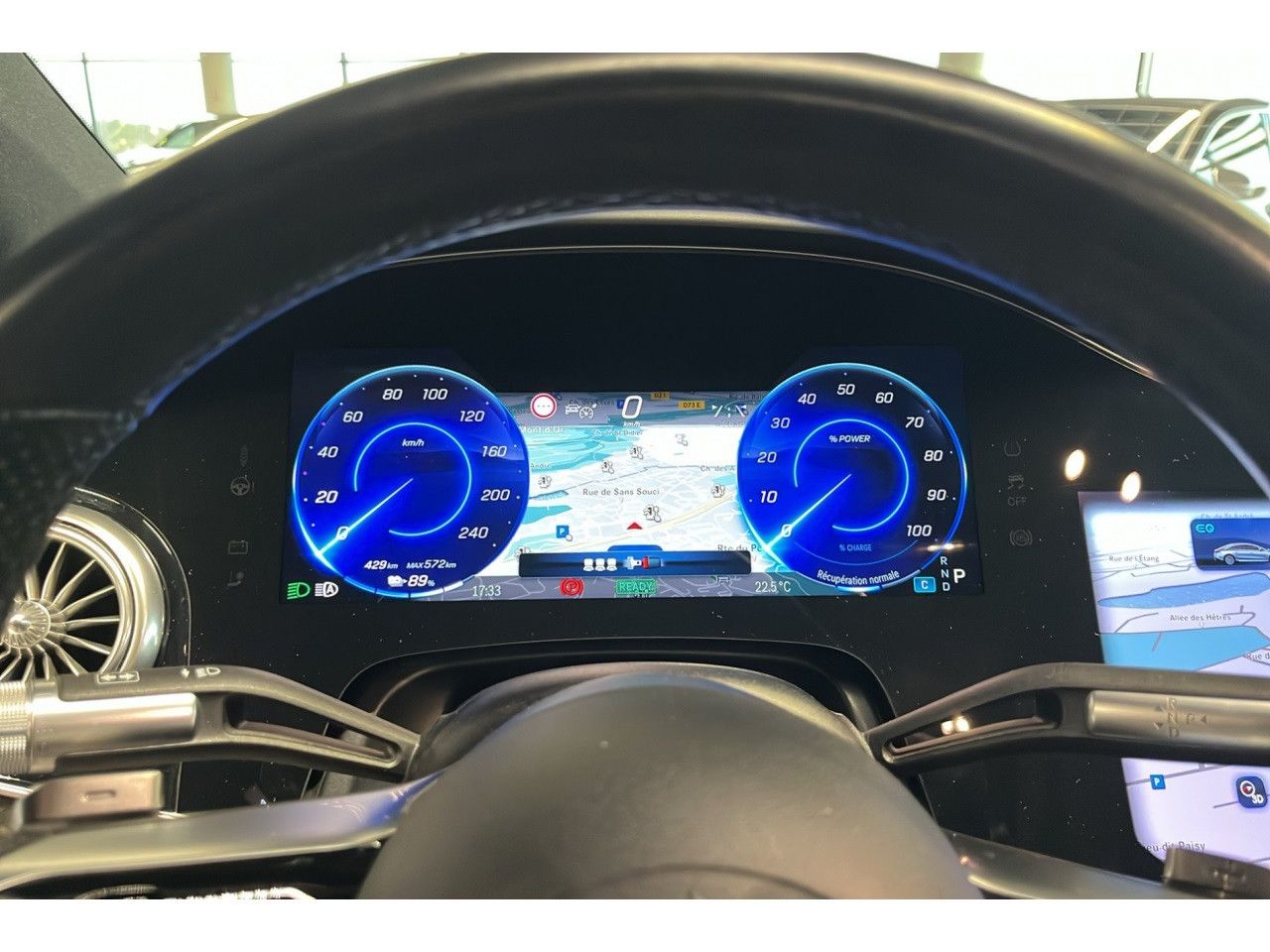 Photo du v&eacute;hicule 17 / 18