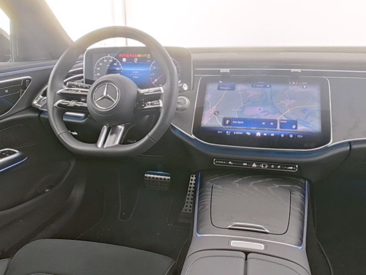 Mercedes-Benz E-Klasse – Bild 7