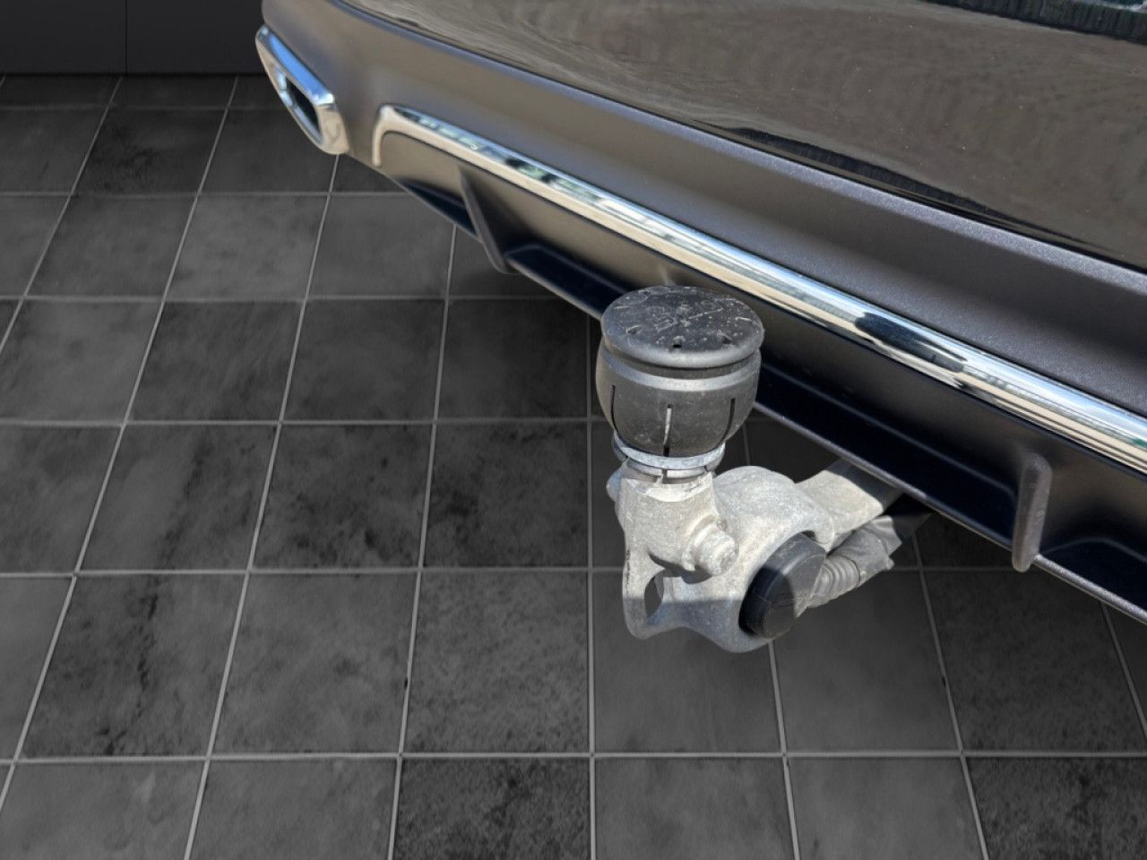 Mercedes-Benz E-Klasse – Bild 17