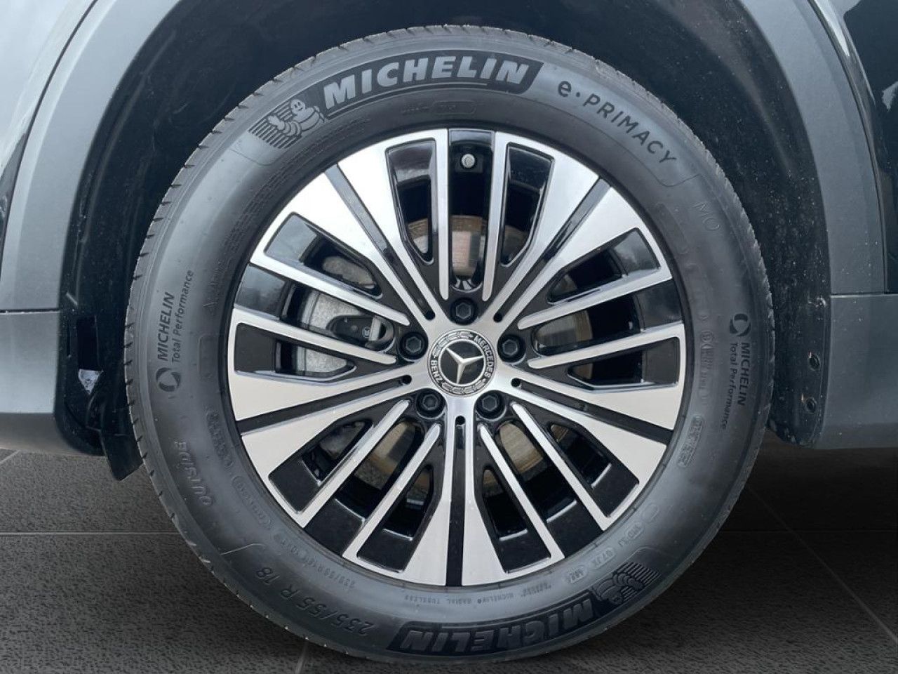 Fahrzeugbild 19 / 27