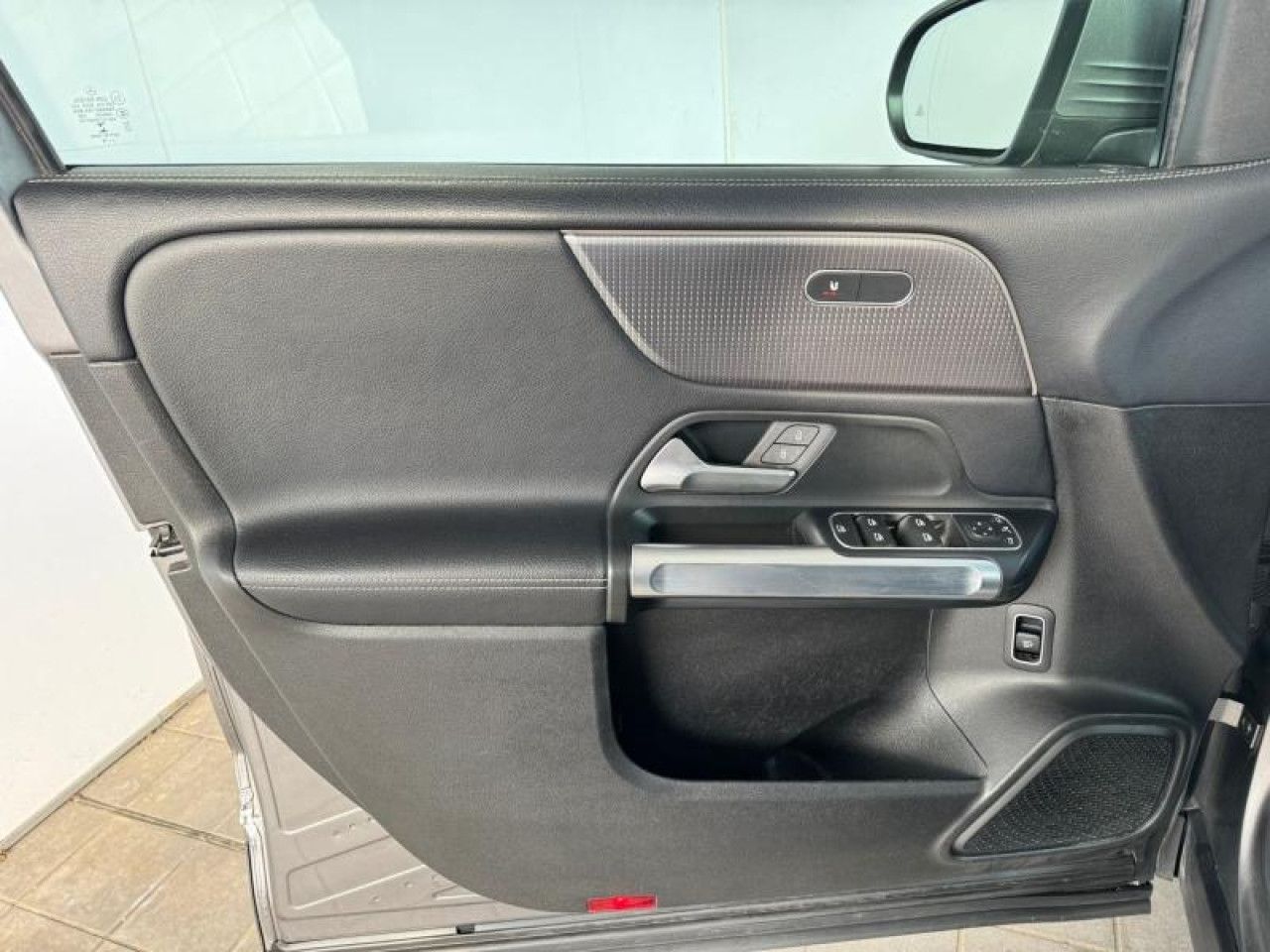 Photo du v&eacute;hicule 15 / 18