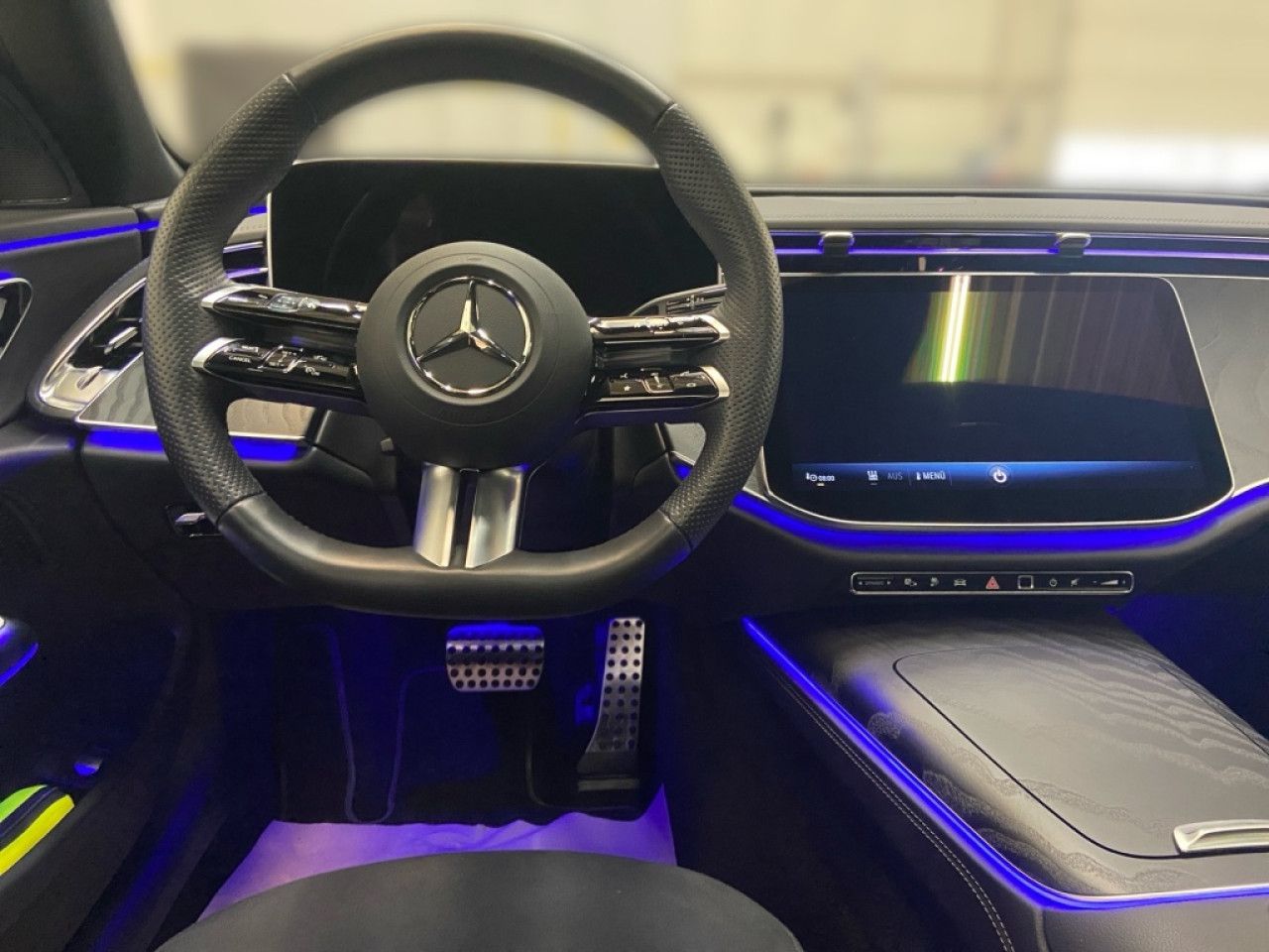 Mercedes-Benz E-Klasse – Bild 9