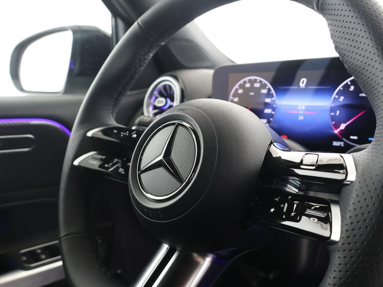 Mercedes-Benz GLB – Bild 18