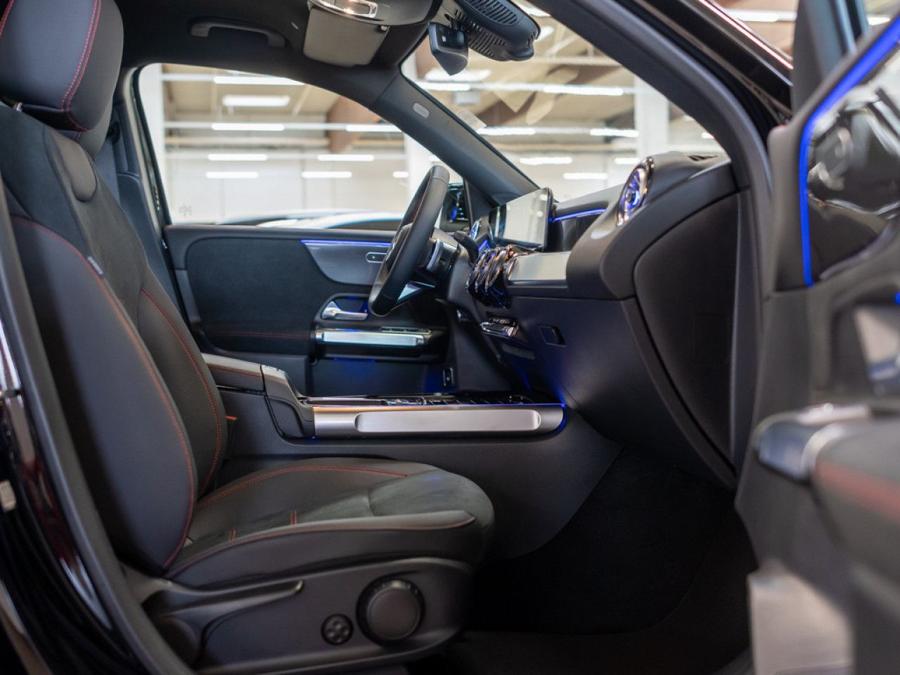 Mercedes-Benz GLB – Bild 2