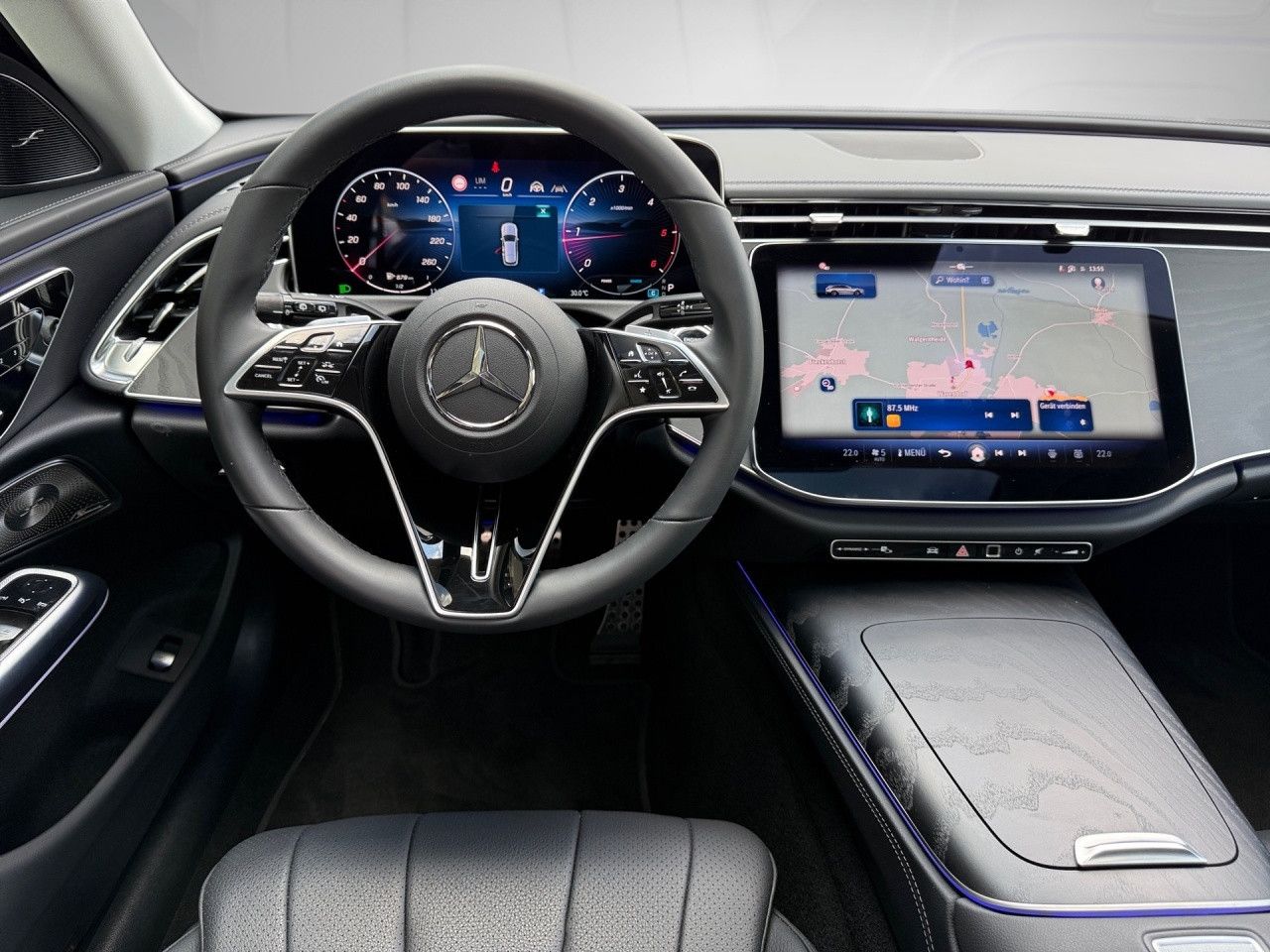 Mercedes-Benz E-Klasse – Bild 15