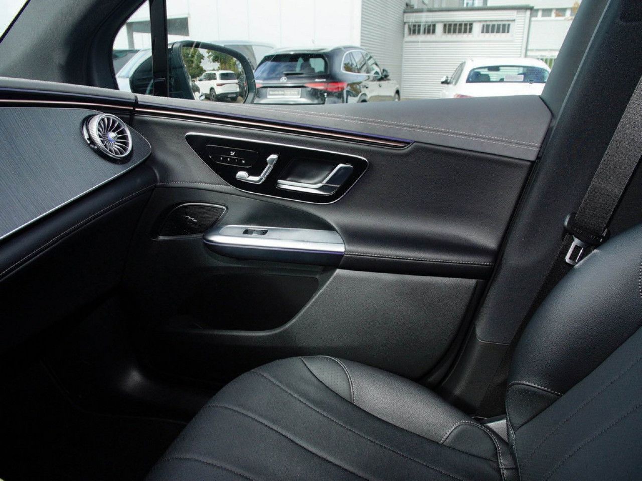 Mercedes-Benz EQE – Bild 15