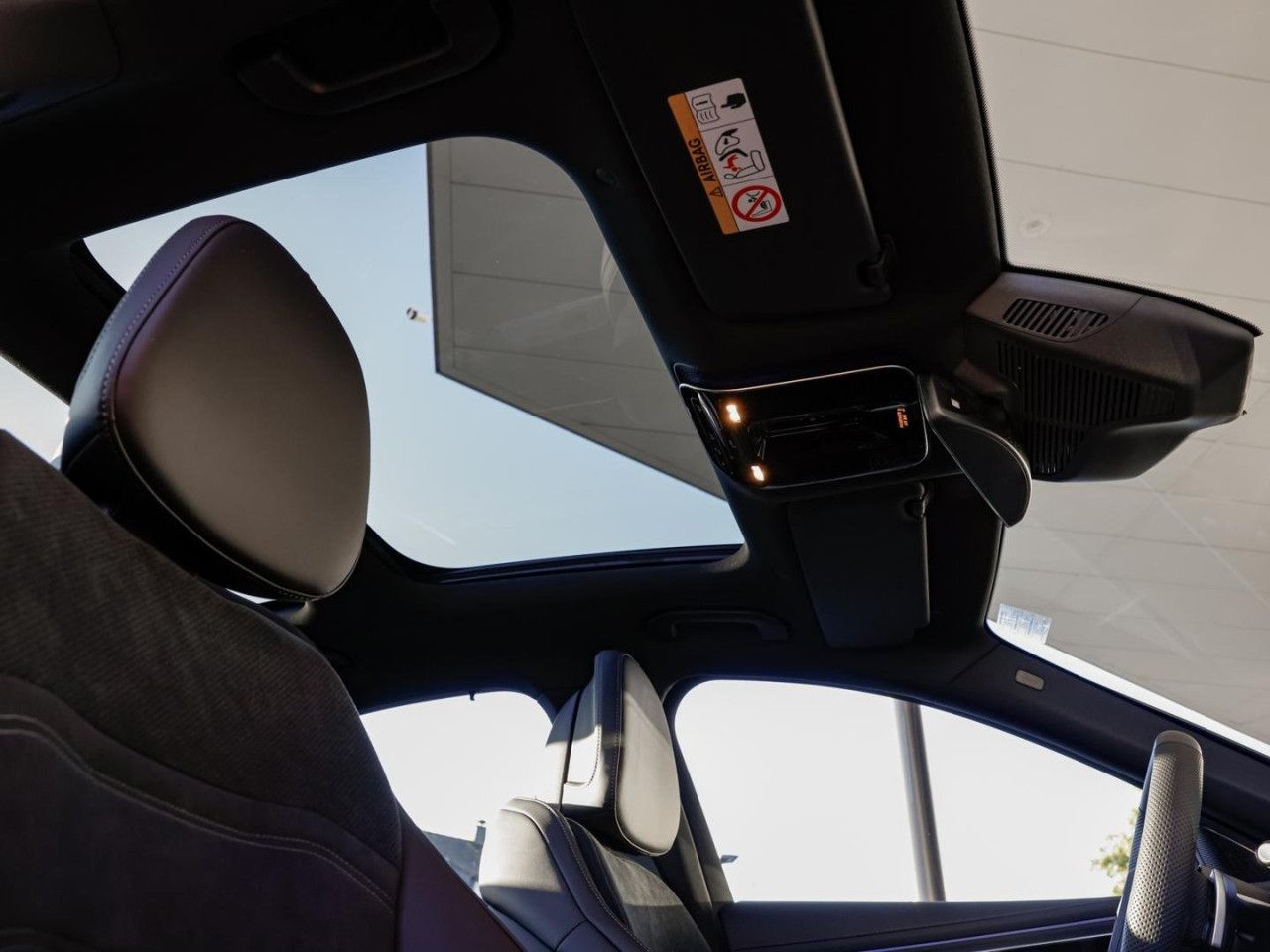 Mercedes-Benz E-Klasse – Bild 11