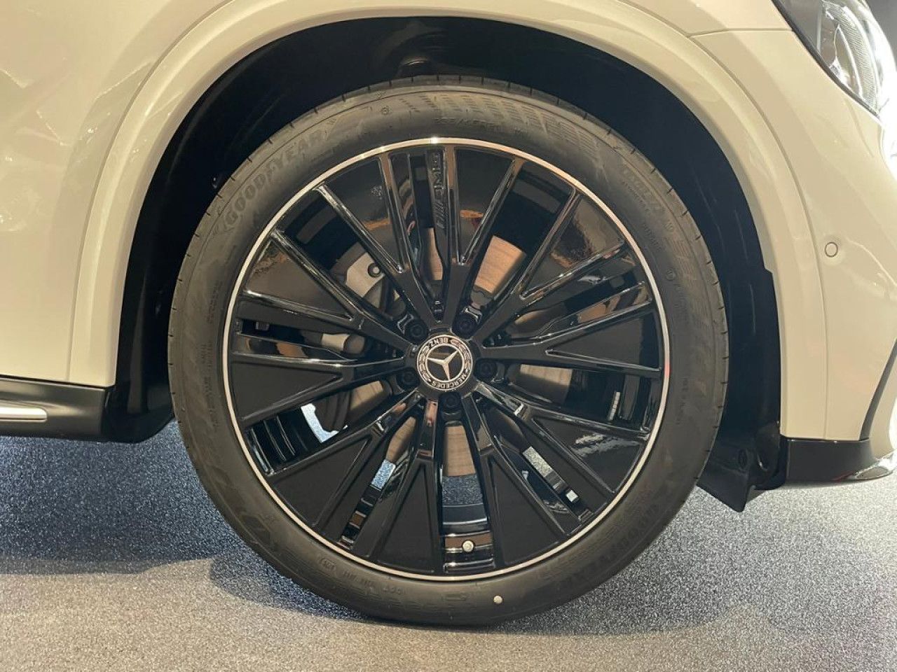 Mercedes-Benz GLC – Bild 9