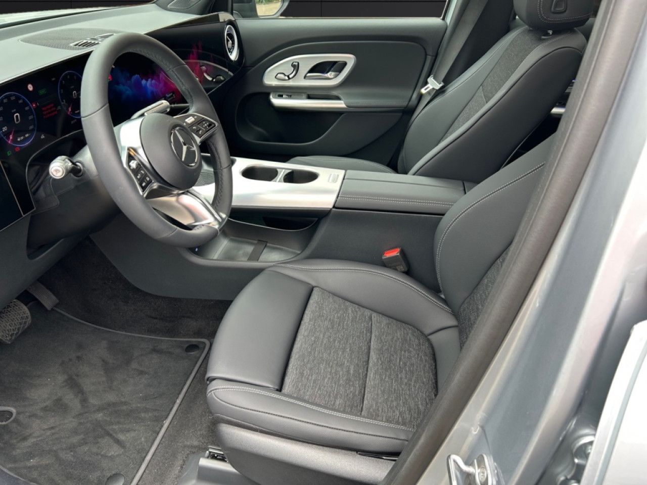 Mercedes-Benz GLB – Bild 8