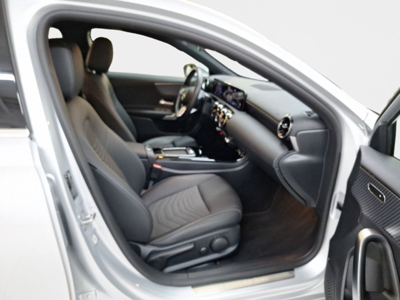 Mercedes-Benz A-Klasse – Bild 17