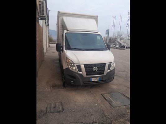 Vehicle image 2 / 16