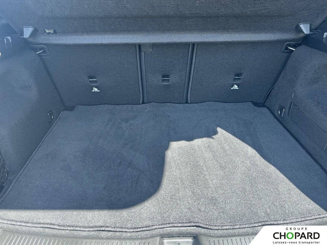 Photo du v&eacute;hicule 8 / 18