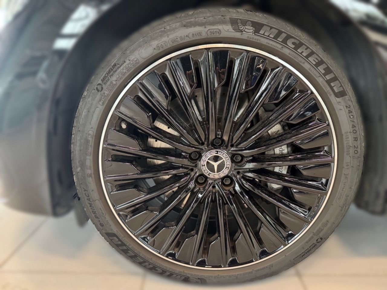 Mercedes-Benz E-Klasse – Bild 14