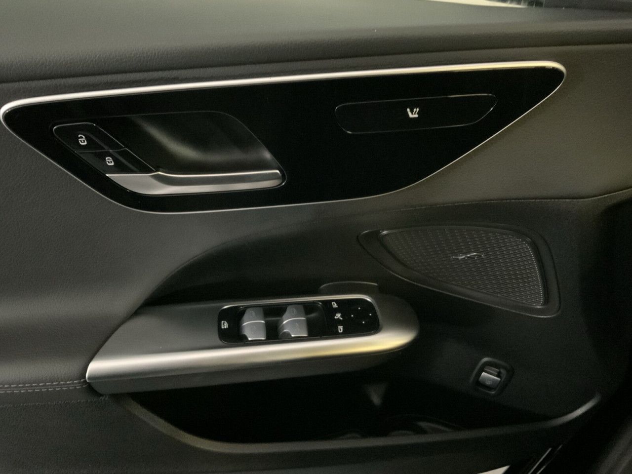 Mercedes-Benz C-Klasse – Bild 12