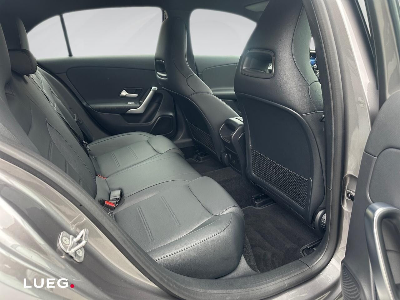 Fahrzeugbild 12 / 19