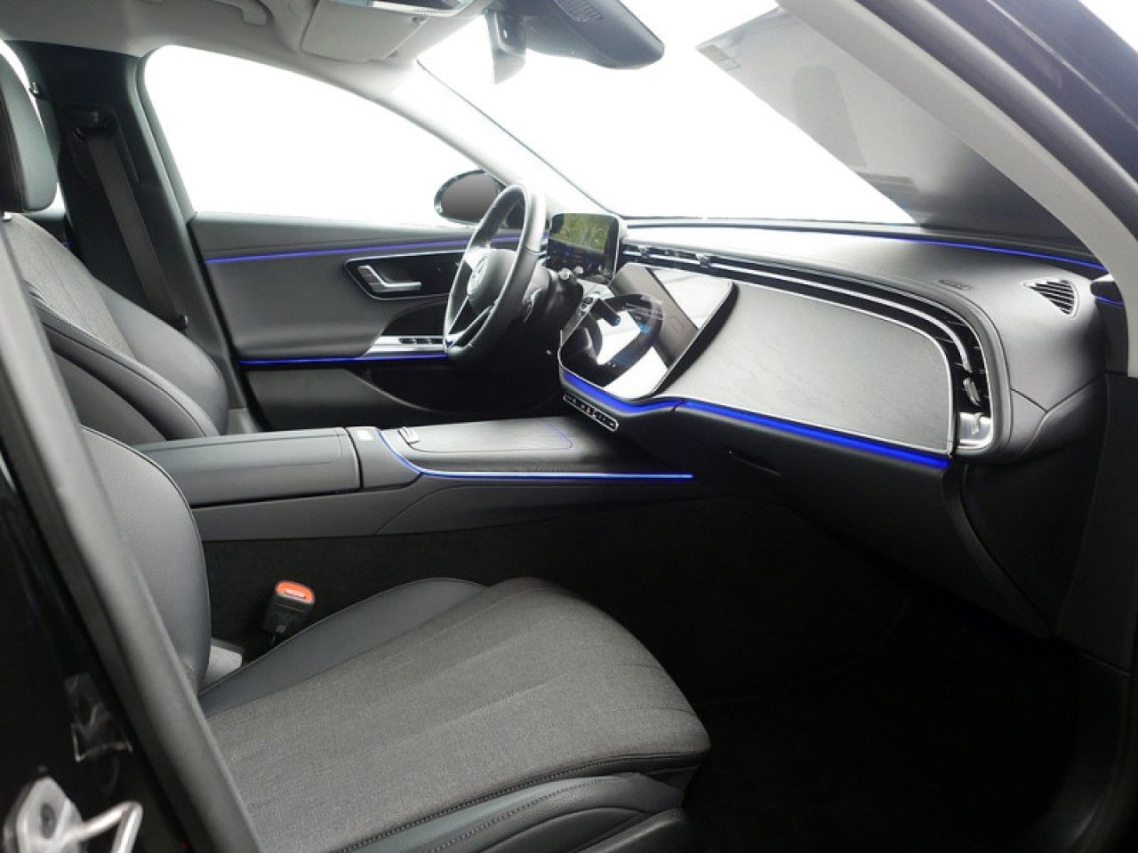 Mercedes-Benz E-Klasse – Bild 4