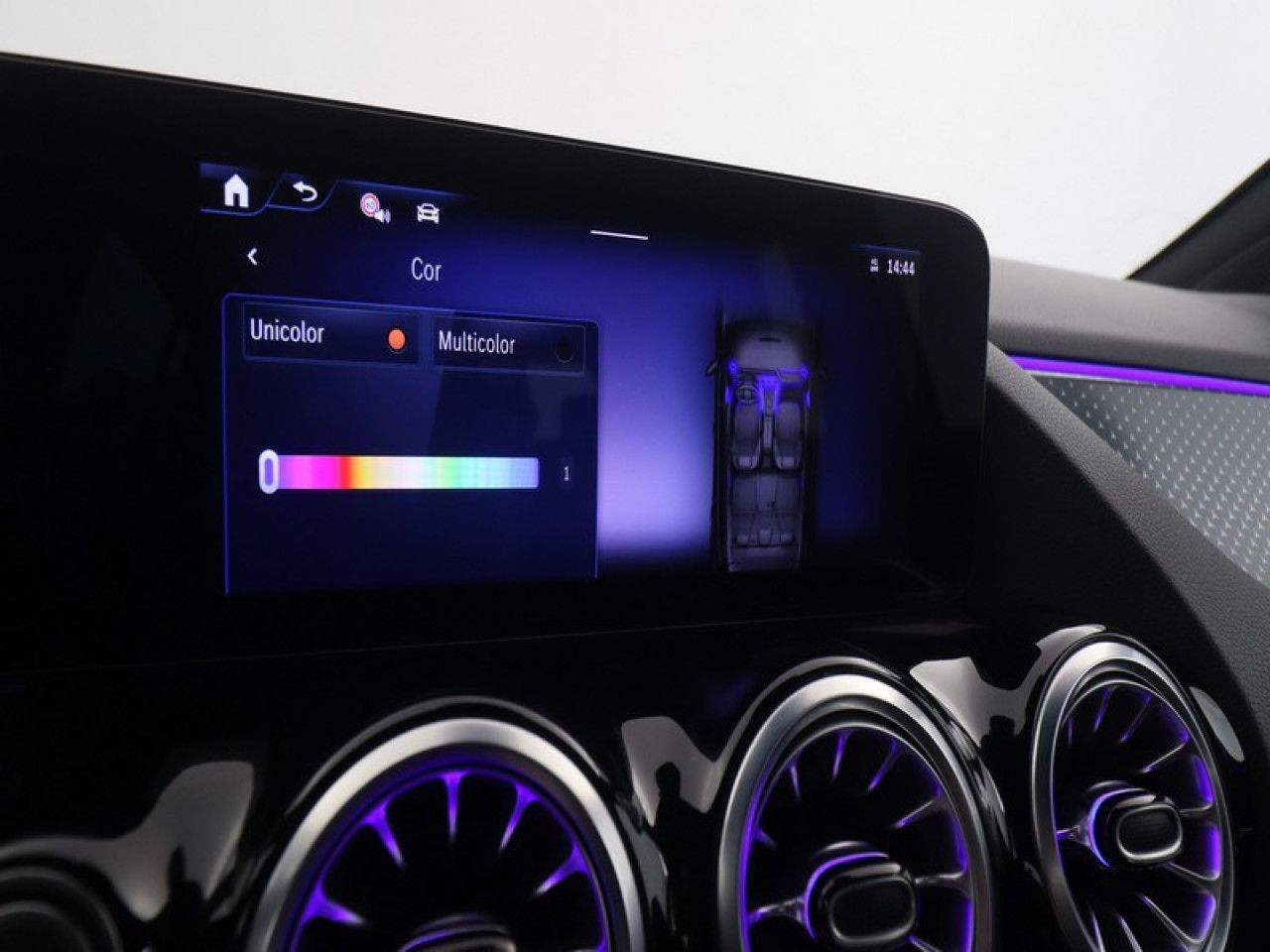 Imagem do veículo 13 / 18