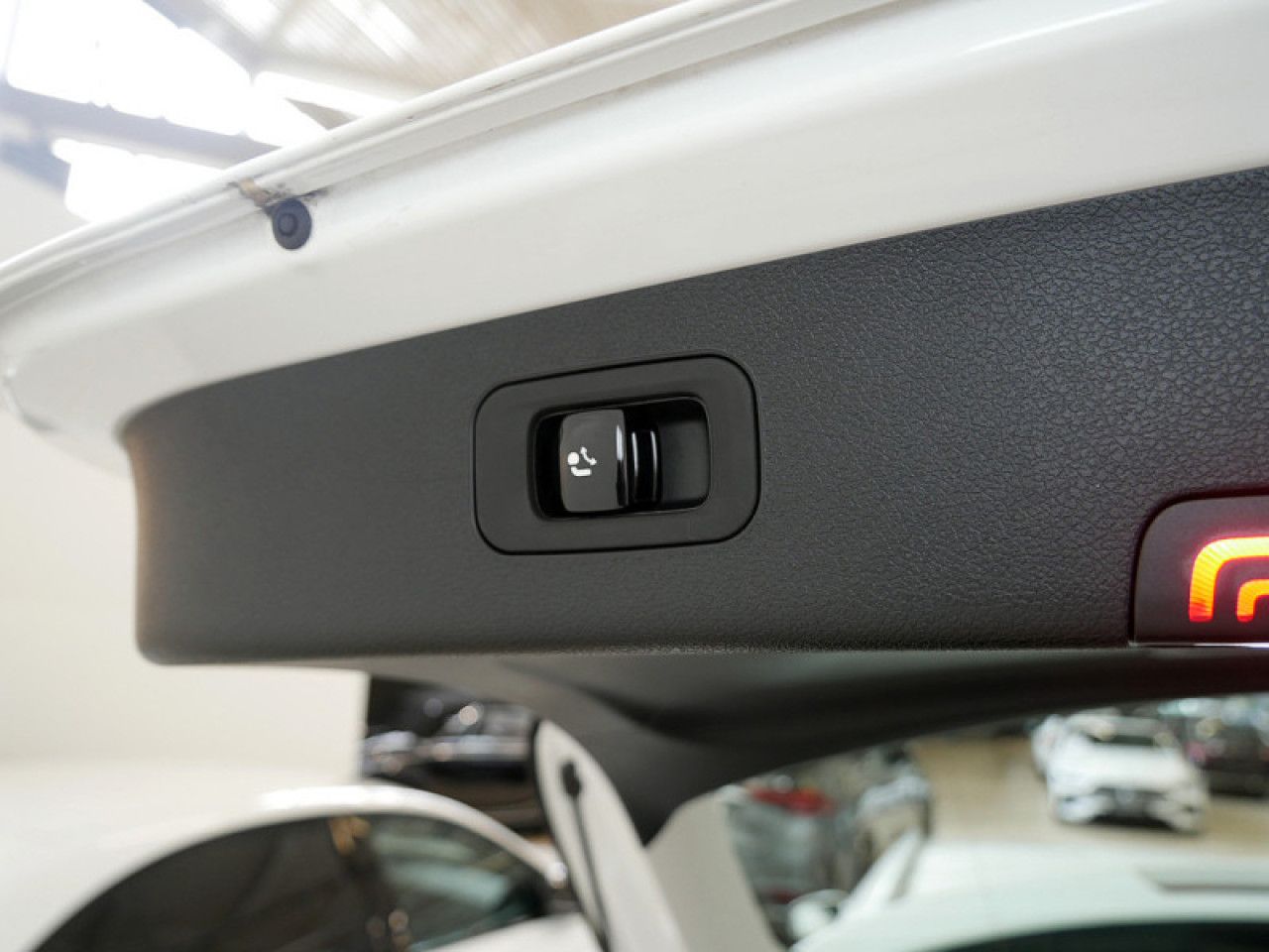 Mercedes-Benz E-Klasse – Bild 11