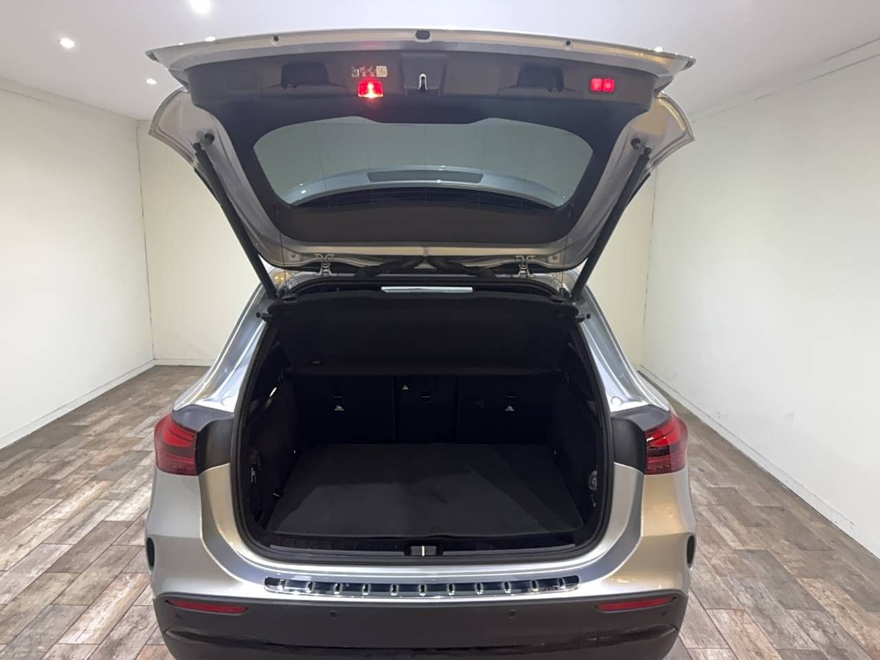 Photo du véhicule 9 / 18