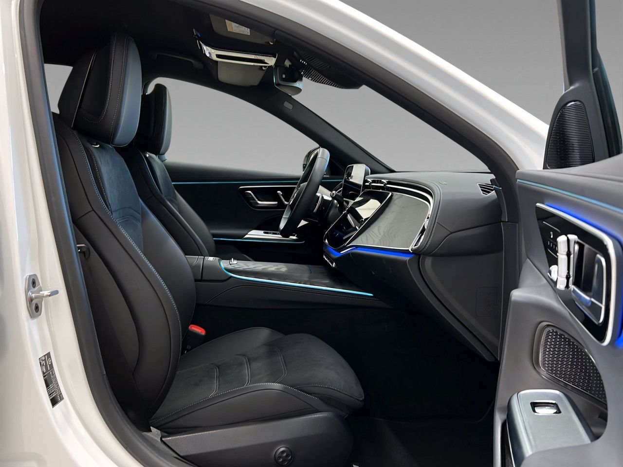 Mercedes-Benz E-Klasse – Bild 14