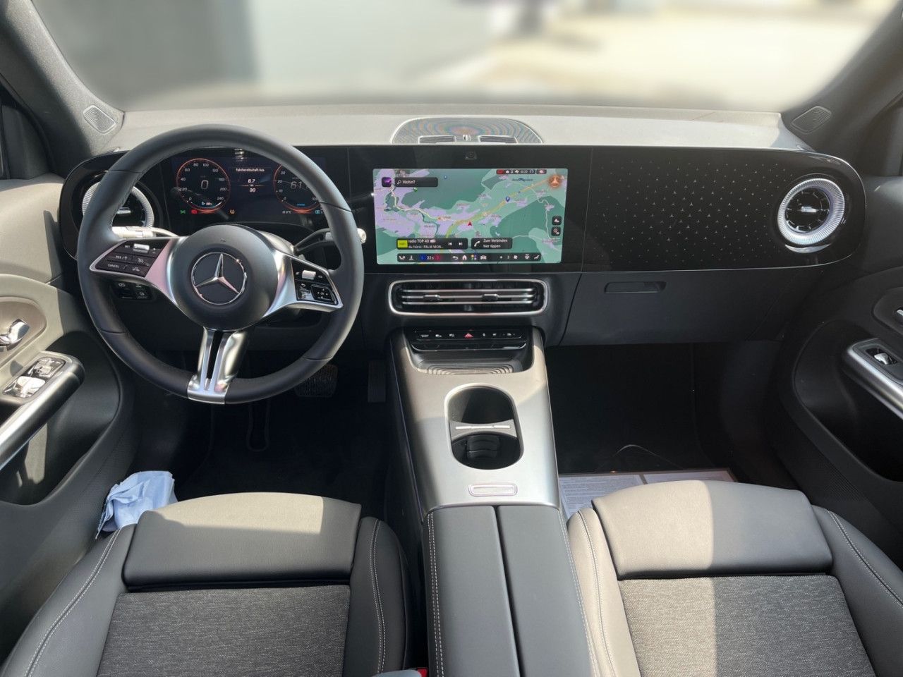 Mercedes-Benz GLB – Bild 10