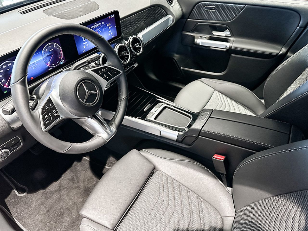 Fahrzeugbild 10 / 16