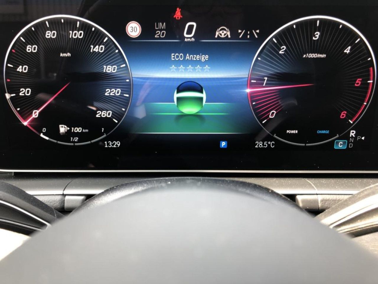 Mercedes-Benz GLS – Bild 9